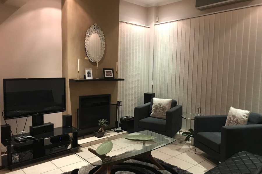 To Let 2 Bedroom Property for Rent in Magaliessig Gauteng