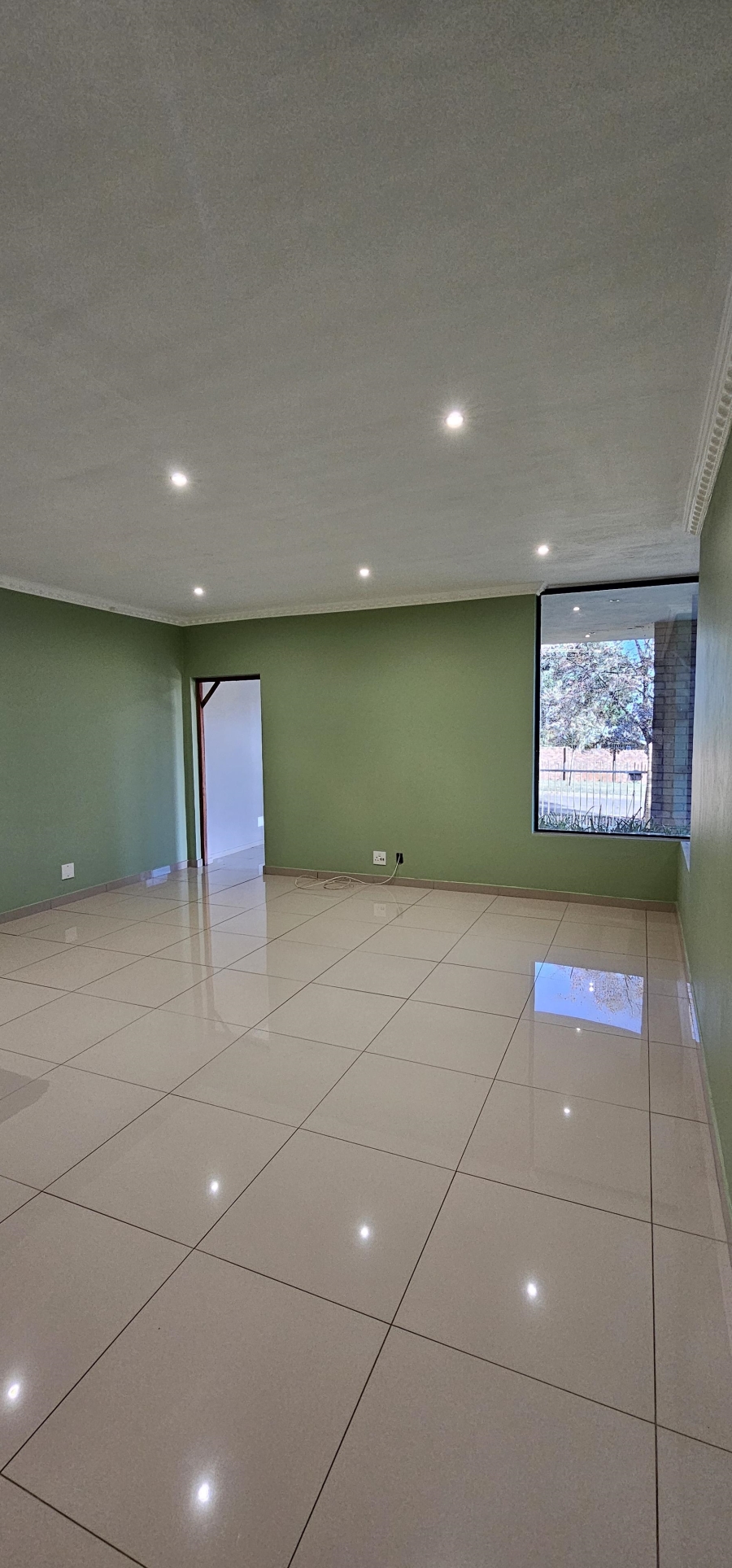 To Let 1 Bedroom Property for Rent in Erasmia Gauteng