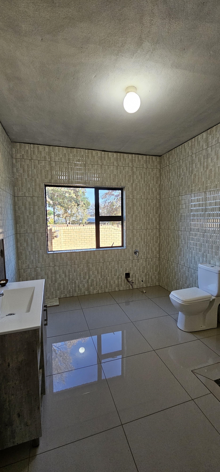 To Let 1 Bedroom Property for Rent in Erasmia Gauteng