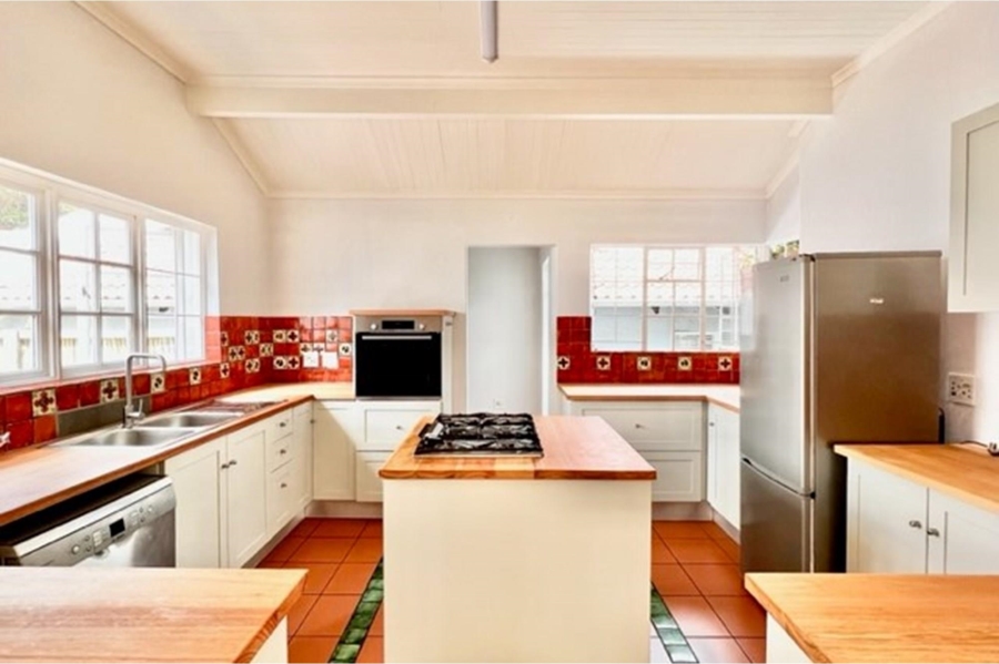 To Let 3 Bedroom Property for Rent in Benmore Gardens Gauteng