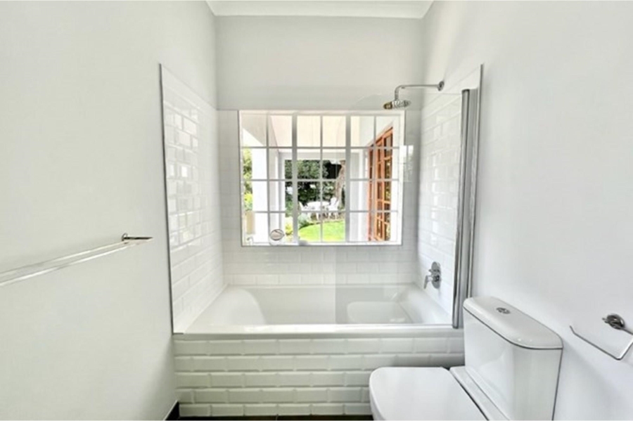 To Let 3 Bedroom Property for Rent in Benmore Gardens Gauteng