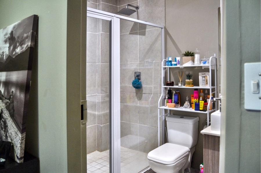 1 Bedroom Property for Sale in Rosebank Gauteng