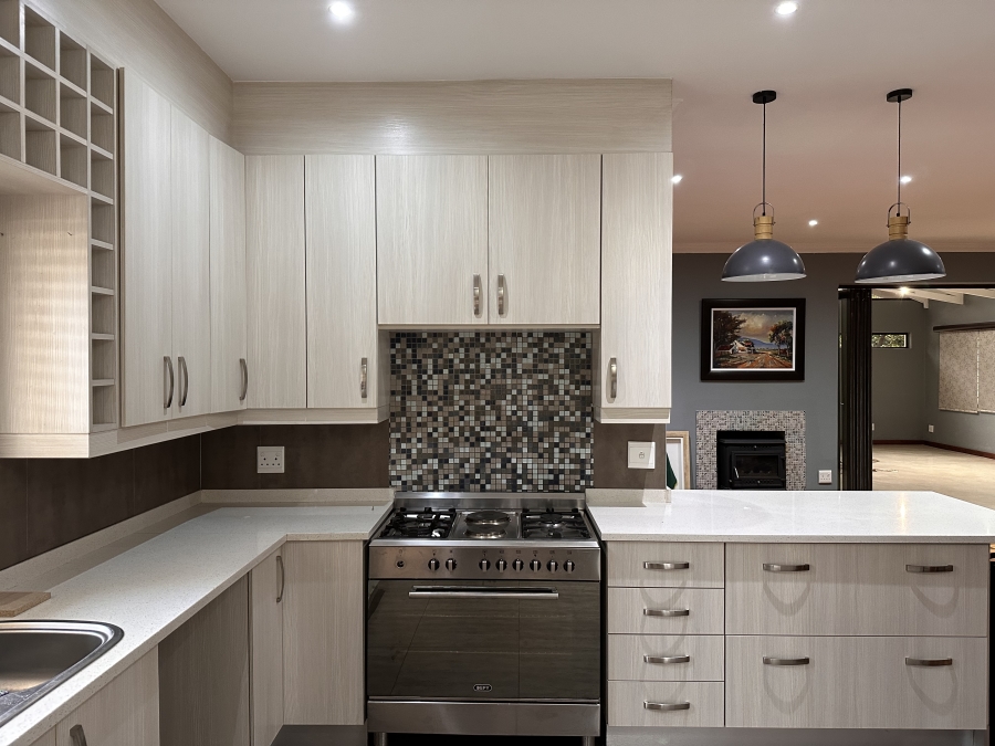3 Bedroom Property for Sale in Villieria Gauteng