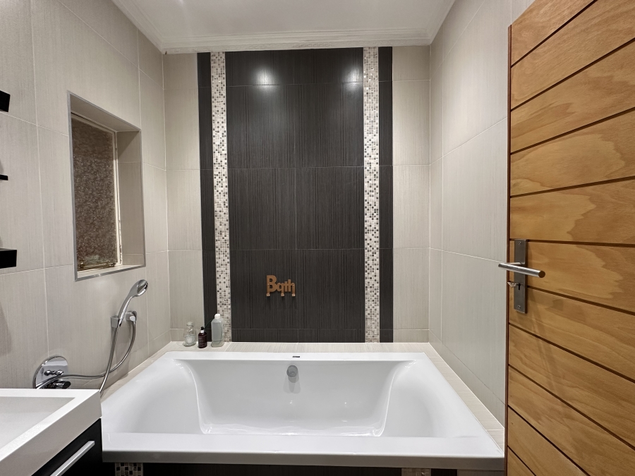3 Bedroom Property for Sale in Villieria Gauteng