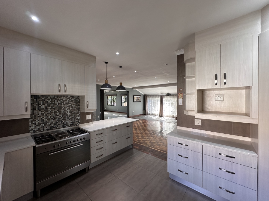 3 Bedroom Property for Sale in Villieria Gauteng