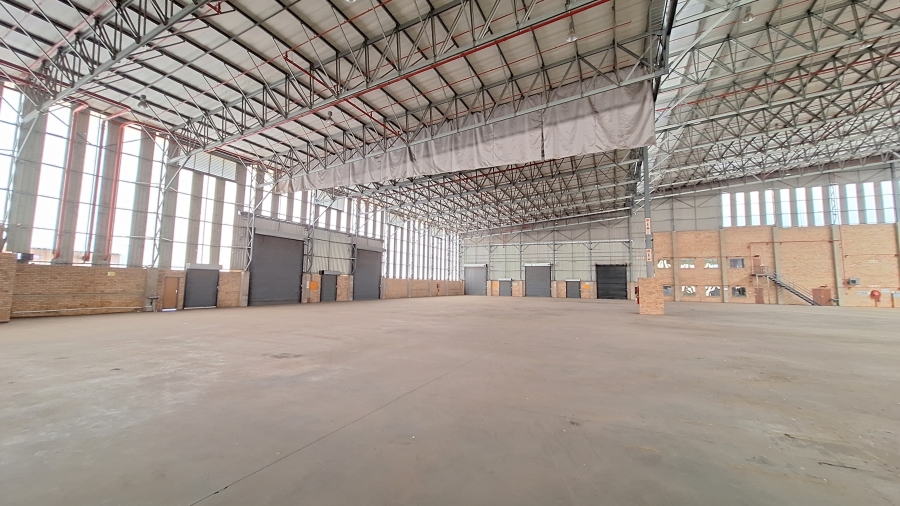To Let commercial Property for Rent in Mostyn Park Gauteng
