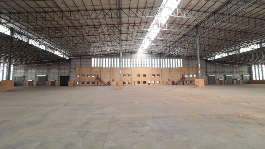 To Let commercial Property for Rent in Mostyn Park Gauteng