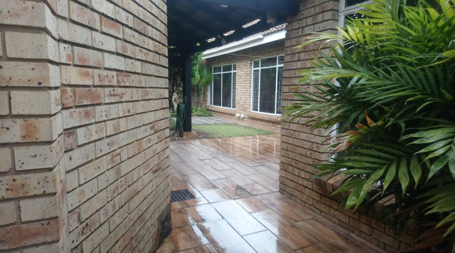 3 Bedroom Property for Sale in Vanderbijlpark CW 5 Gauteng
