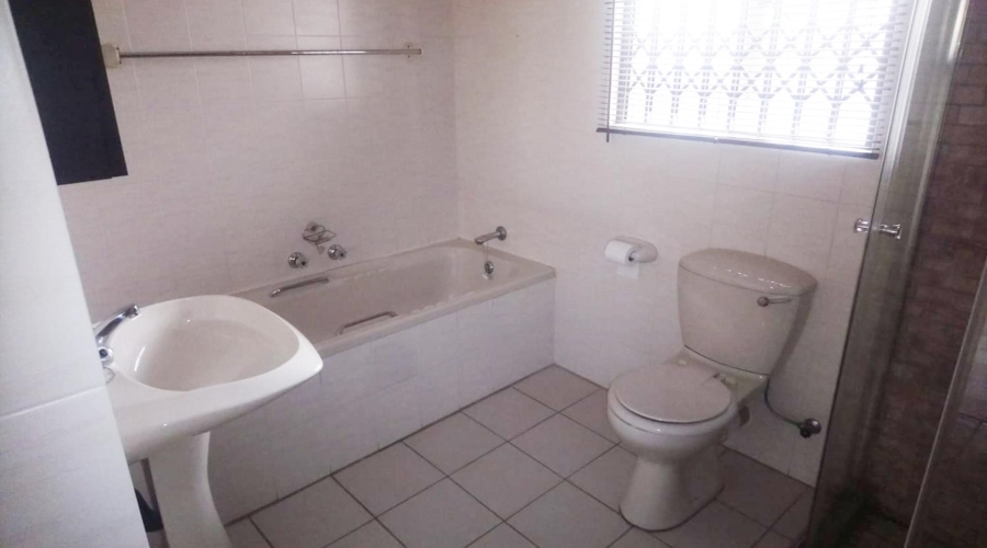 3 Bedroom Property for Sale in Vanderbijlpark CW 5 Gauteng