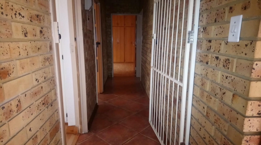 3 Bedroom Property for Sale in Vanderbijlpark CW 5 Gauteng