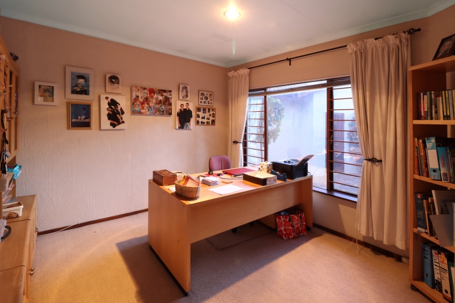 3 Bedroom Property for Sale in Bryanston East Gauteng