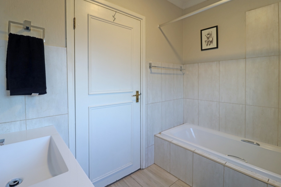 3 Bedroom Property for Sale in Bryanston East Gauteng