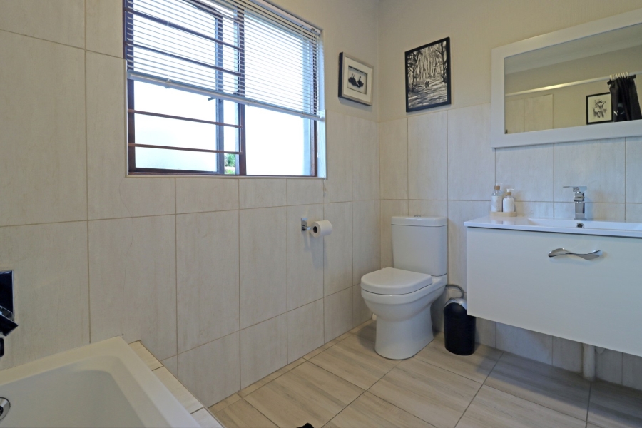 3 Bedroom Property for Sale in Bryanston East Gauteng