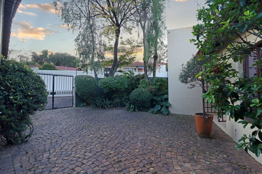 3 Bedroom Property for Sale in Bryanston East Gauteng