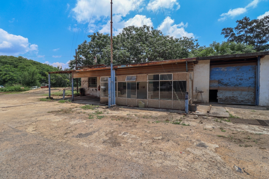 6 Bedroom Property for Sale in Knoppieslaagte Gauteng