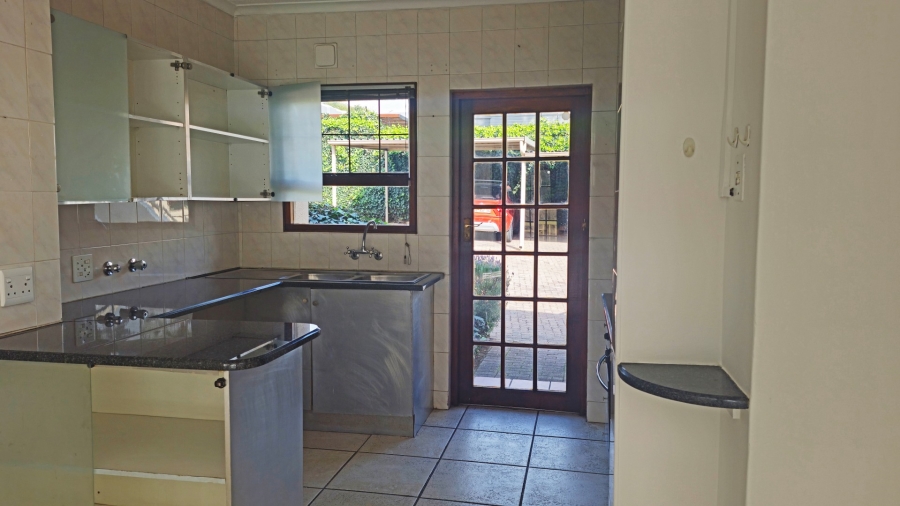 2 Bedroom Property for Sale in Glen Atholl Gauteng