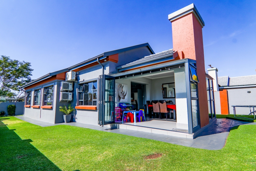 3 Bedroom Property for Sale in Thatchfield Estate Gauteng