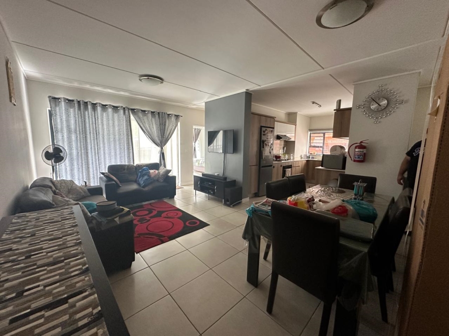 To Let 3 Bedroom Property for Rent in Linbro Park Gauteng
