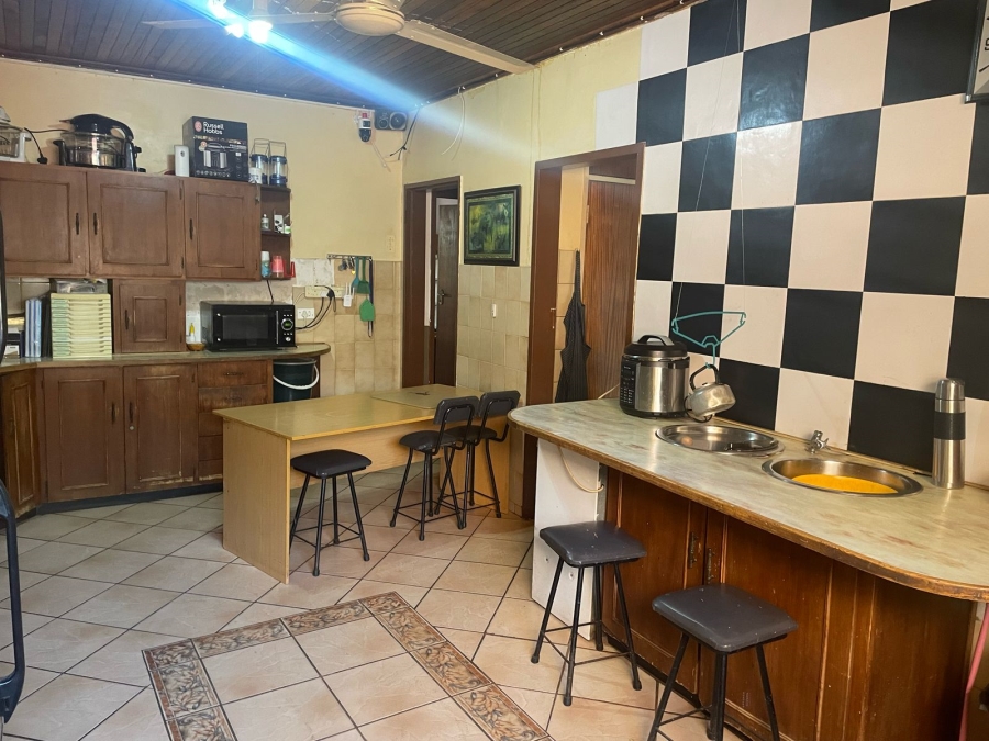 5 Bedroom Property for Sale in Dan Pienaarville Gauteng
