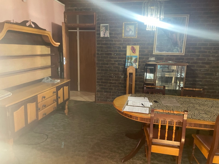 5 Bedroom Property for Sale in Dan Pienaarville Gauteng