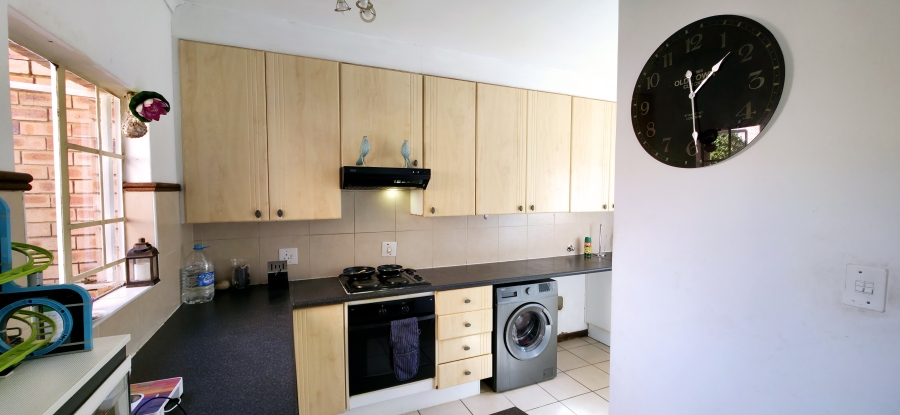 2 Bedroom Property for Sale in Equestria Gauteng