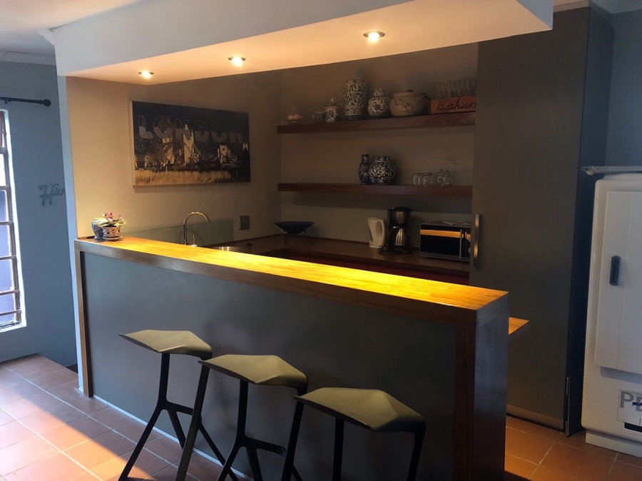 To Let 1 Bedroom Property for Rent in Craighall Gauteng