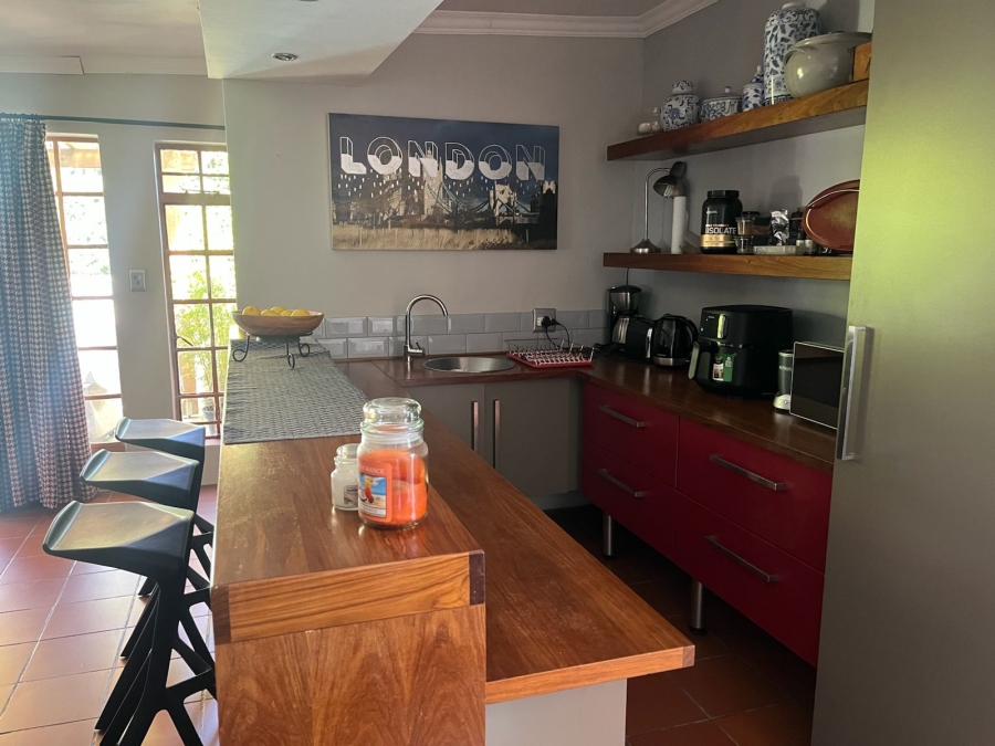 To Let 1 Bedroom Property for Rent in Craighall Gauteng