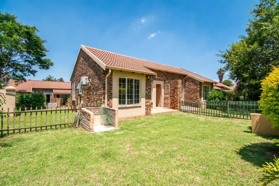 2 Bedroom Property for Sale in Allens Nek Gauteng