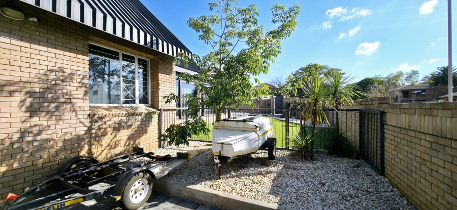 3 Bedroom Property for Sale in Moreleta Park Gauteng