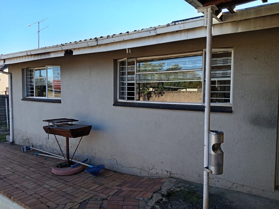 3 Bedroom Property for Sale in Witpoortjie Gauteng