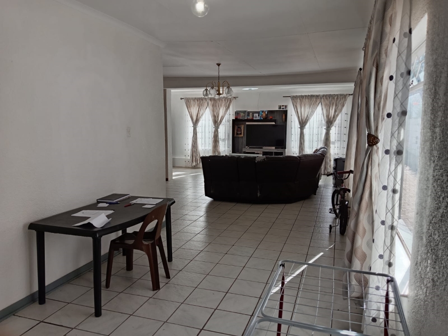 3 Bedroom Property for Sale in Witpoortjie Gauteng