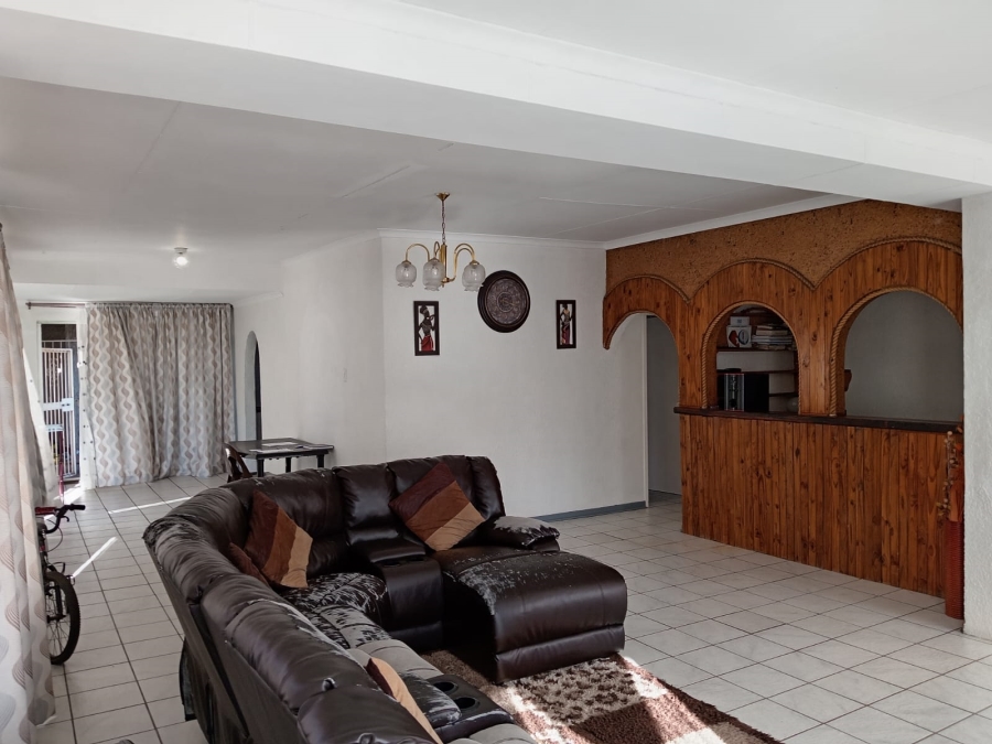 3 Bedroom Property for Sale in Witpoortjie Gauteng