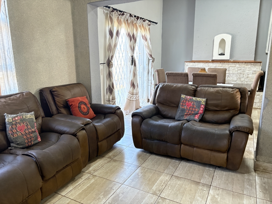 3 Bedroom Property for Sale in Georginia Gauteng