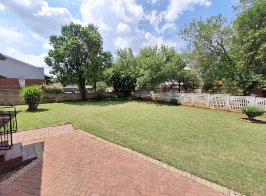 To Let 3 Bedroom Property for Rent in Vanderbijlpark SW 5 Gauteng