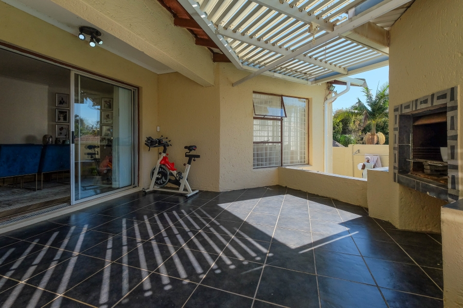 3 Bedroom Property for Sale in Bromhof Gauteng