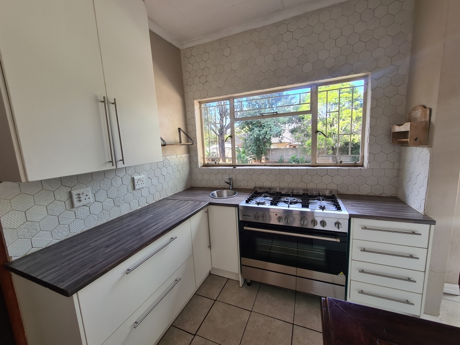To Let 3 Bedroom Property for Rent in Vanderbijlpark SE 2 Gauteng