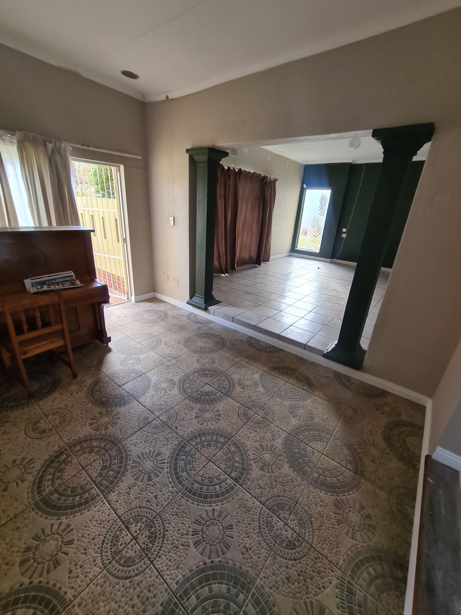 To Let 3 Bedroom Property for Rent in Vanderbijlpark SE 2 Gauteng
