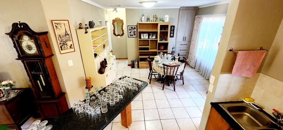To Let 2 Bedroom Property for Rent in Rooihuiskraal North Gauteng