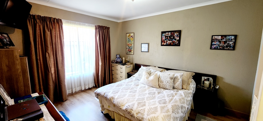 To Let 2 Bedroom Property for Rent in Rooihuiskraal North Gauteng
