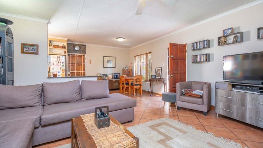 3 Bedroom Property for Sale in Bloubosrand Gauteng