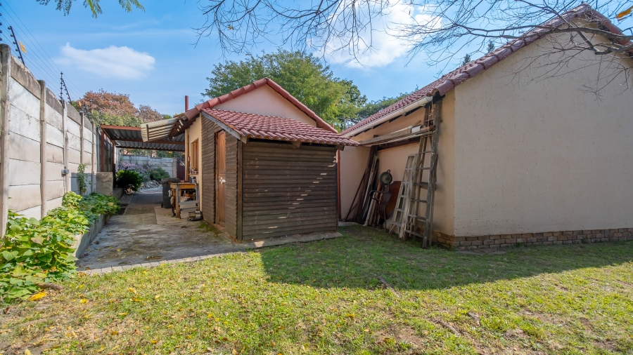 3 Bedroom Property for Sale in Bloubosrand Gauteng