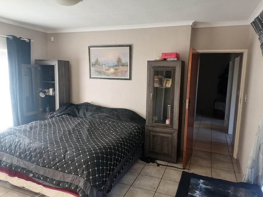 To Let 3 Bedroom Property for Rent in Roodekrans A H Gauteng