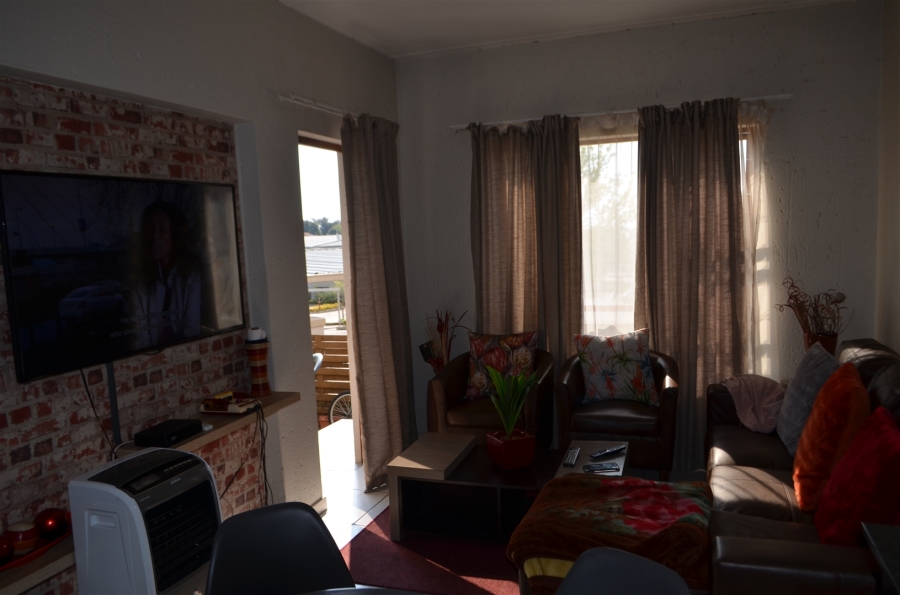 2 Bedroom Property for Sale in Paulshof Gauteng
