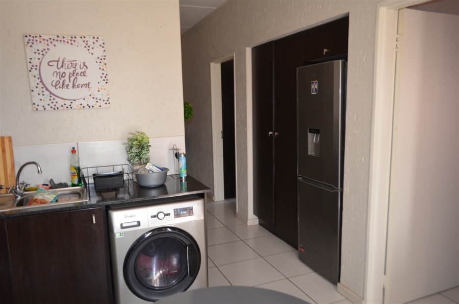 2 Bedroom Property for Sale in Paulshof Gauteng
