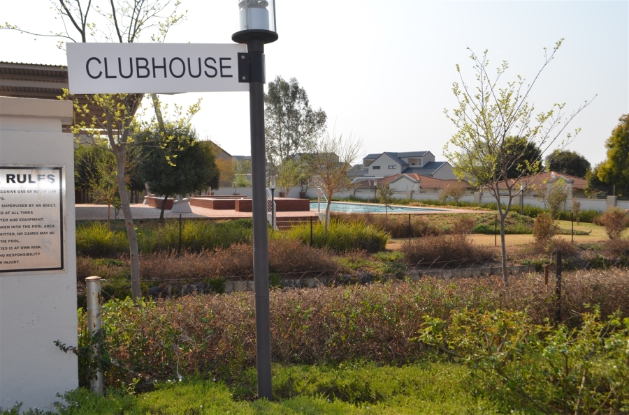 2 Bedroom Property for Sale in Paulshof Gauteng