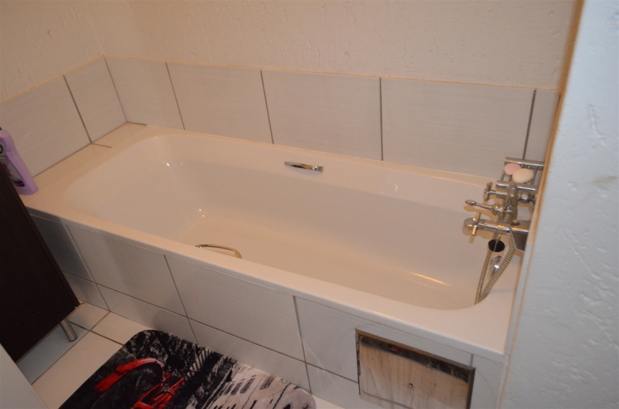 2 Bedroom Property for Sale in Paulshof Gauteng