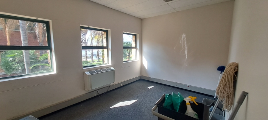 To Let commercial Property for Rent in Randjespark Gauteng