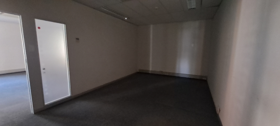To Let commercial Property for Rent in Randjespark Gauteng