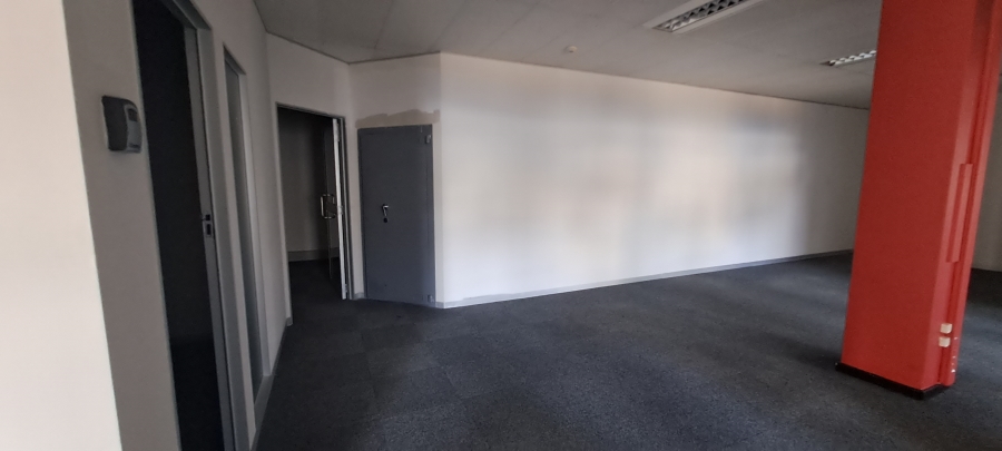 To Let commercial Property for Rent in Randjespark Gauteng