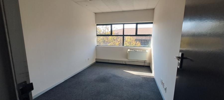 To Let commercial Property for Rent in Randjespark Gauteng